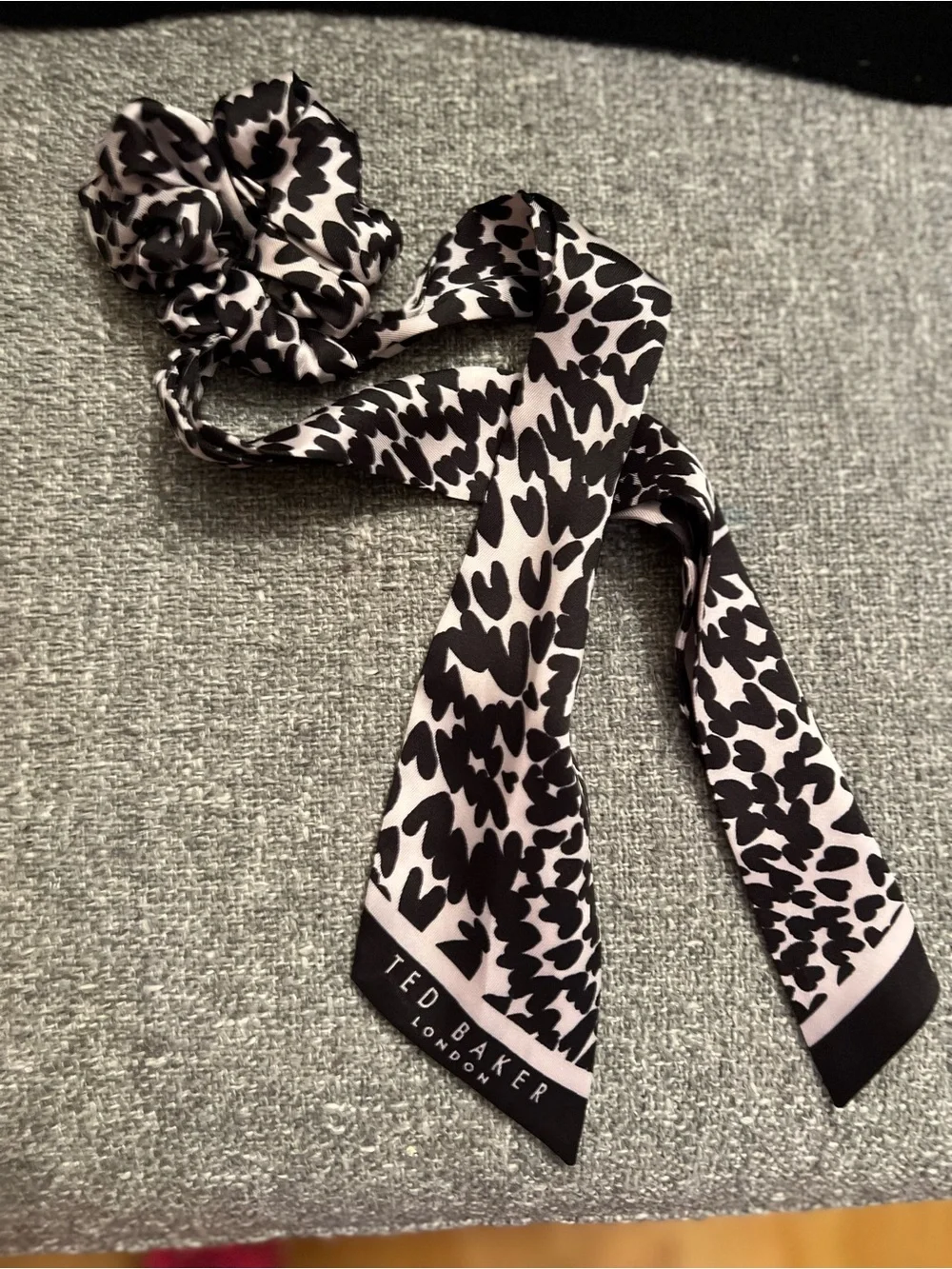 Ted Baker London cream black
